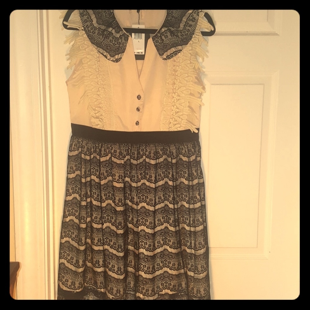Antebellum style, sleeveless dress